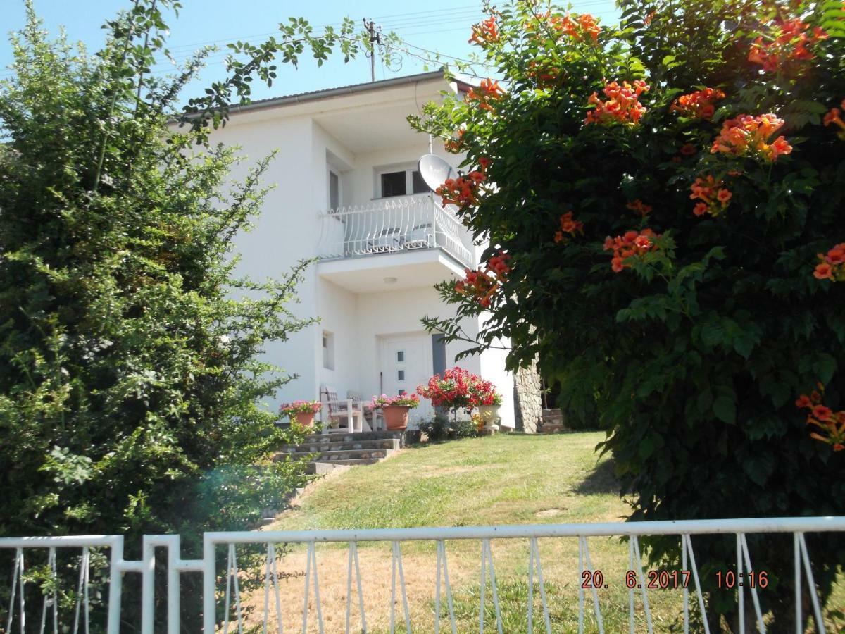 Apartman Katarina Beli Manastir Exterior foto